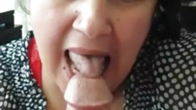 פורנו ללא רישום  חולים אחרים באים לעיסוי סקס סרט סקסלי עם מולטי.