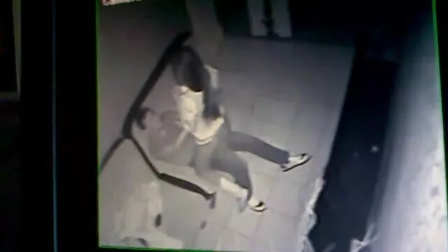 פורנו ללא רישום  אישה שחורה מבוגרים מזדיינים יפה בולעת זרע גבר לבן