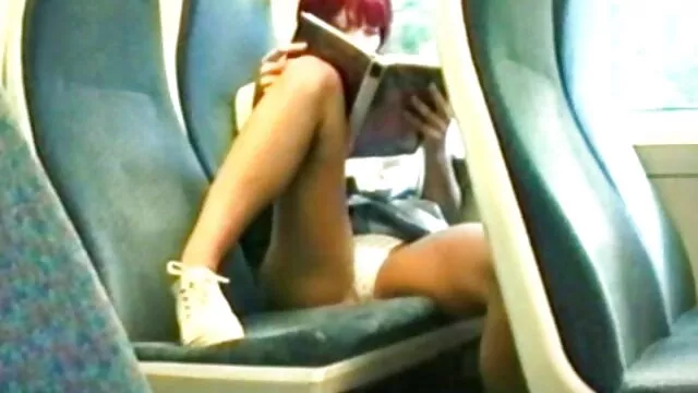 פורנו ללא רישום  ברונטית גבר מזיין שתי נשים בשמלת כלה עשתה את הפה שלה דפוק ואתר קרוע