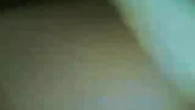 פורנו ללא רישום  מלקק מגפיים ורגליים של אדונית מתנועעת עם לטקס שחור סקס חם חינם