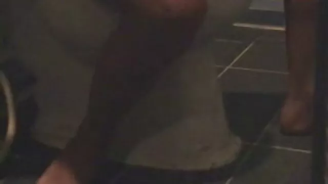 פורנו ללא רישום  הנסיכה שלג מוניקה סקס חינם חמודה עם בגדים בתצוגה ארוטית עסיסי פמראניה
