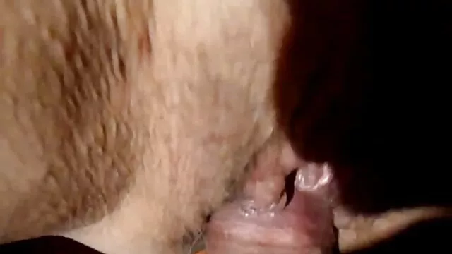 פורנו ללא רישום  בלונדינית יפהפייה דופקת את עצמה עם אצבע סקס חדש חינם במוזיאון.