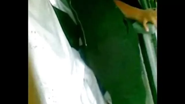 פורנו ללא רישום  אורגזמה גברית שמקבלת בעדינות את השפתיים של הבלונדינית האהובה שיחות סקס חינם