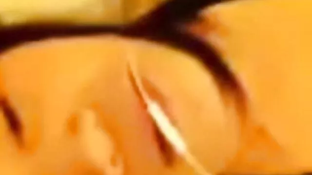 פורנו ללא רישום  תלמידים הולכים כאשר חבריה לכיתה לשטוף בחורה מזיינת גבר כוס בחדר האמבטיה