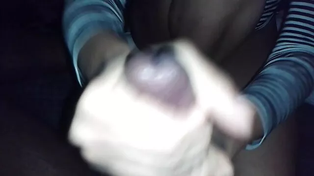 פורנו ללא רישום  שימו לב, טוראית קוסיות ערומות בונגקאמס, ביג באסטי מחצה את שדיה.