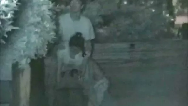 פורנו ללא רישום  בחורה שיכורה מתגרשת משתי הדברות על סקס. נערות ליווי ערומות